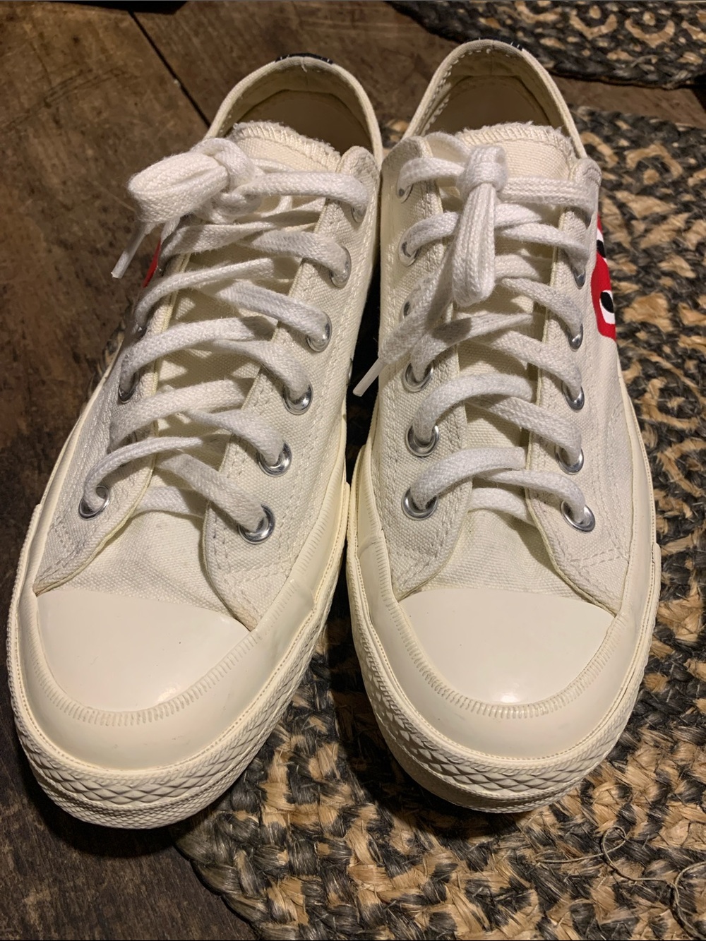Comme des Garcons PLAY x Converse Canvas Sneakers w Heart men’s Sz 5 / womens 7 - Picture 3 of 16